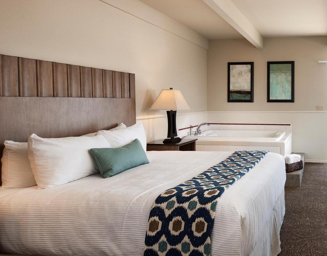 Cambria Landing Inn And Suites מראה חיצוני תמונה