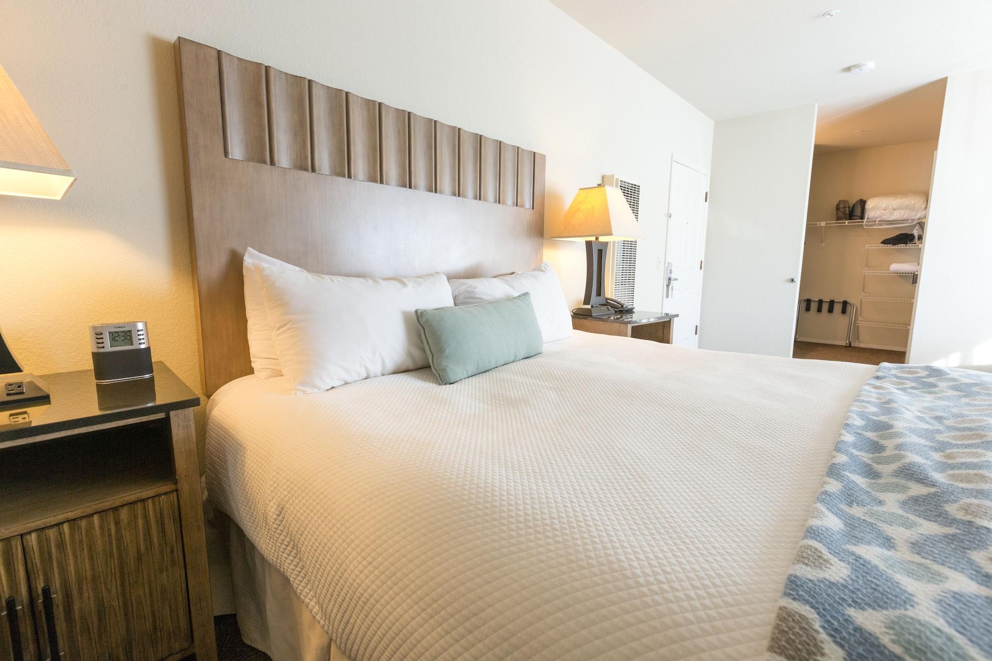 Cambria Landing Inn And Suites מראה חיצוני תמונה