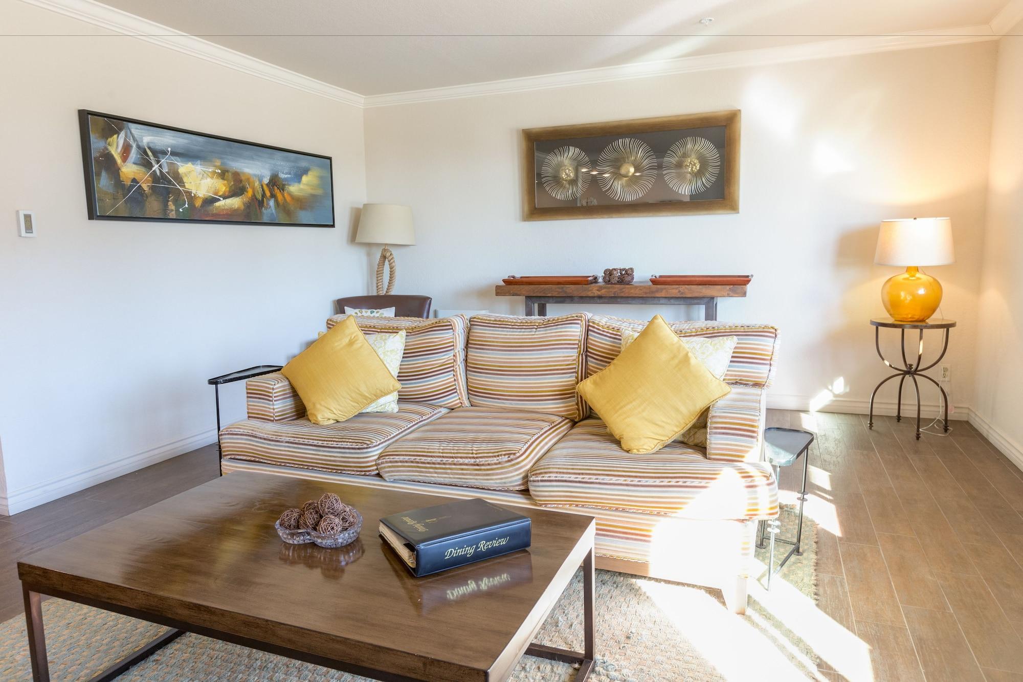 Cambria Landing Inn And Suites מראה חיצוני תמונה
