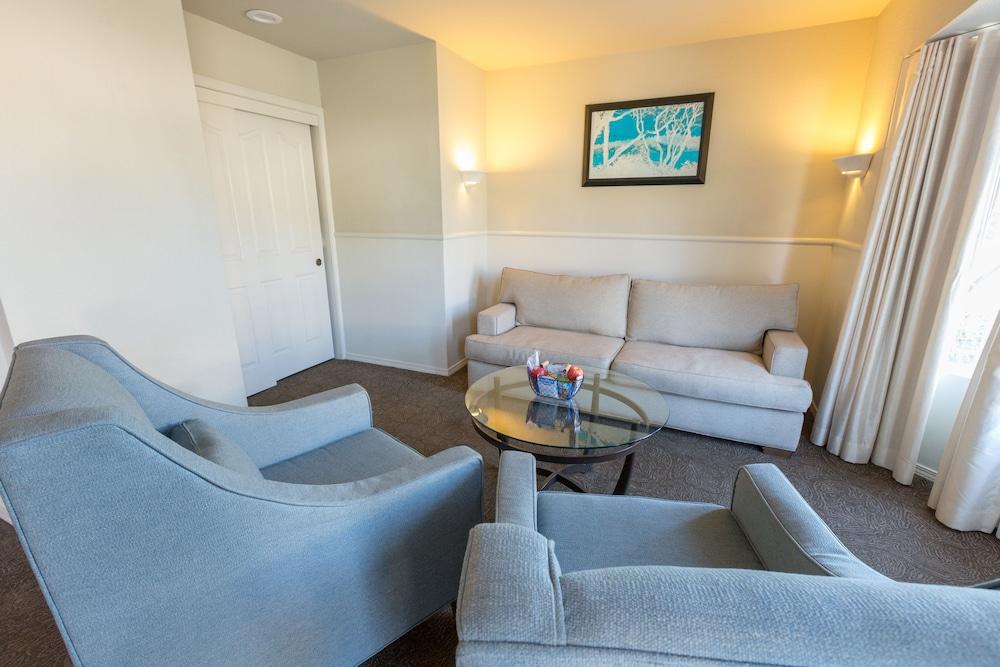 Cambria Landing Inn And Suites מראה חיצוני תמונה